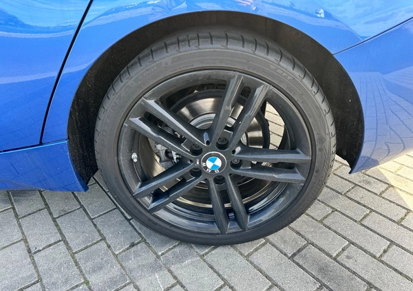 BMW Seria 1 cena 96000 przebieg: 29972, rok produkcji 2019 z Wrocław małe 56